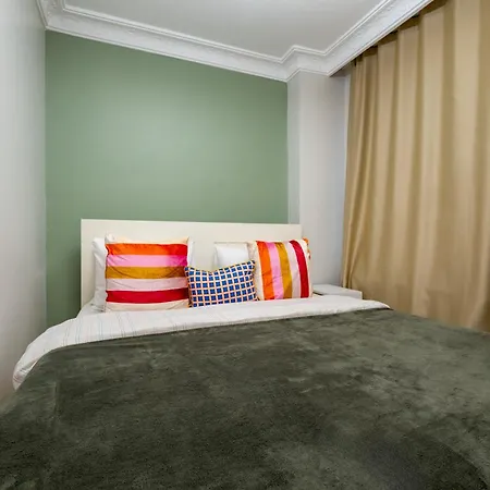 Spacious 3-bedroom Apartment
