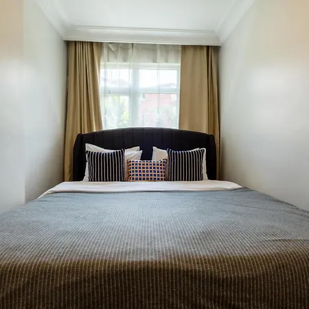 Spacious 3-bedroom Apartment *